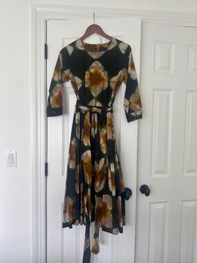 Like new green dress